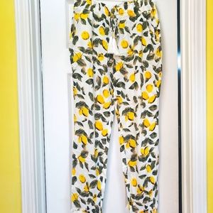 Solitaire Swim Lemon Print Pants NWOT